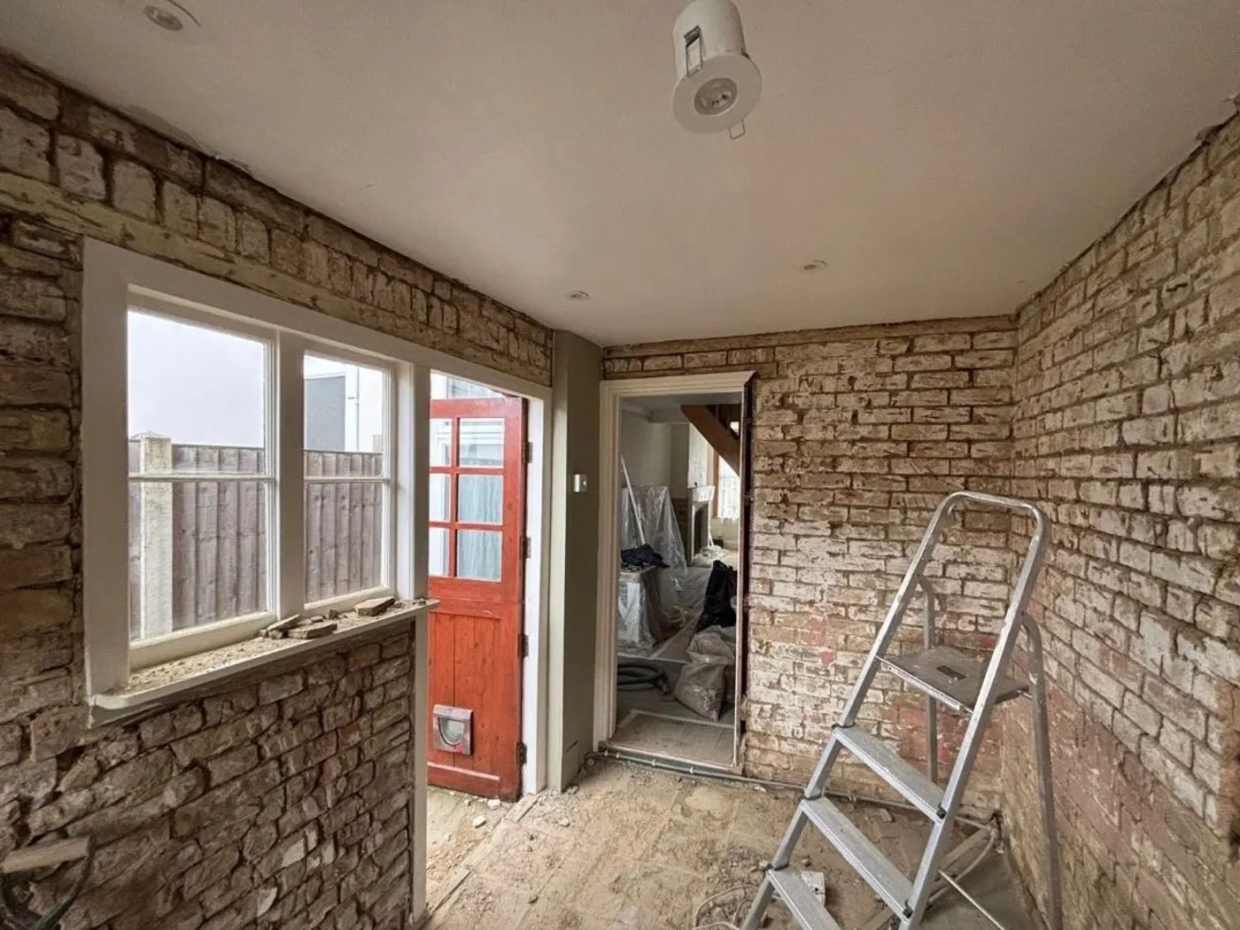Damp Proofing by Steadfast Roofing and Building (51)